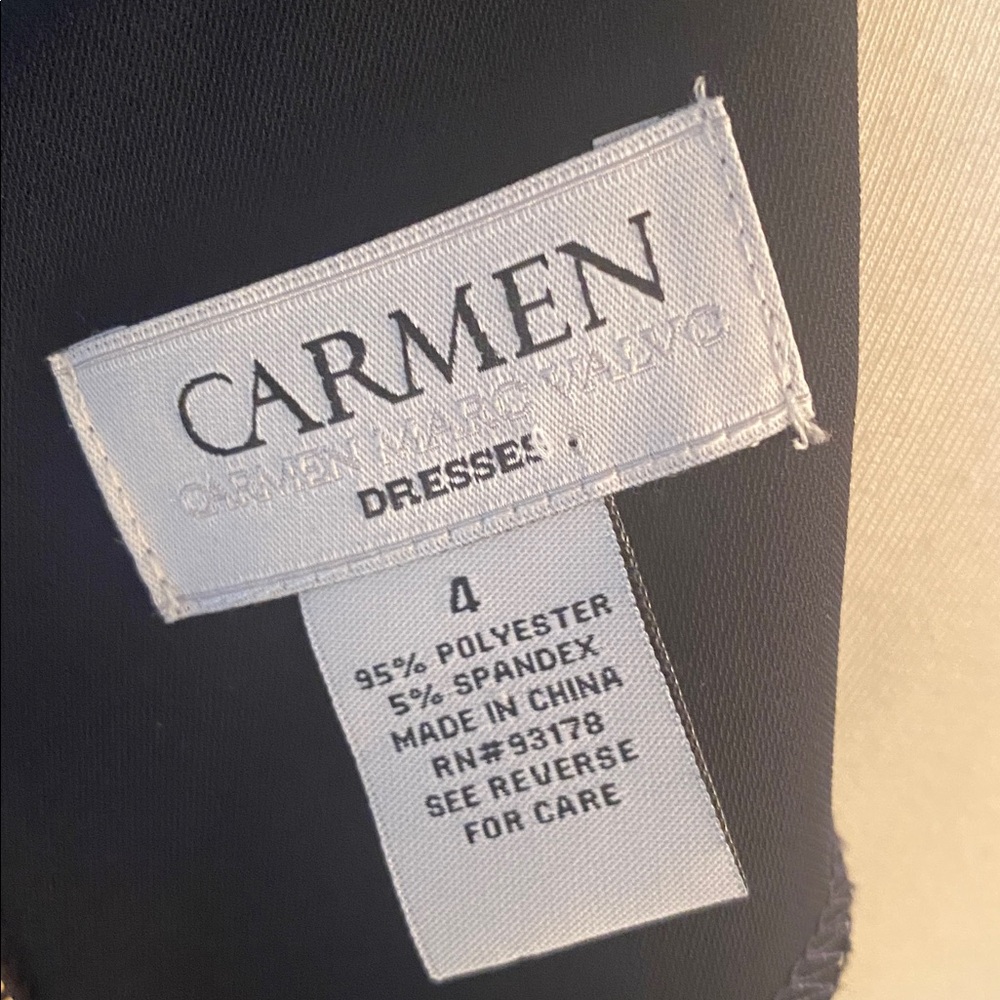 Carmen Marc Valvo dark blue size 4 grommets on sleeves dress - Picture 6 of 7